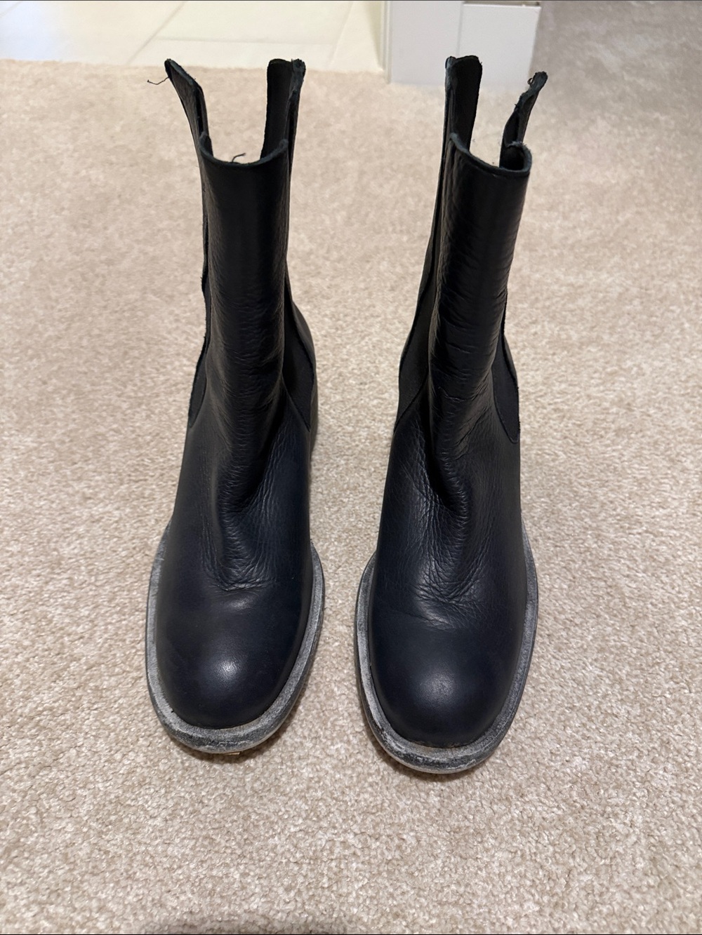 Free People  Black Leather Women's Chelsea Boots